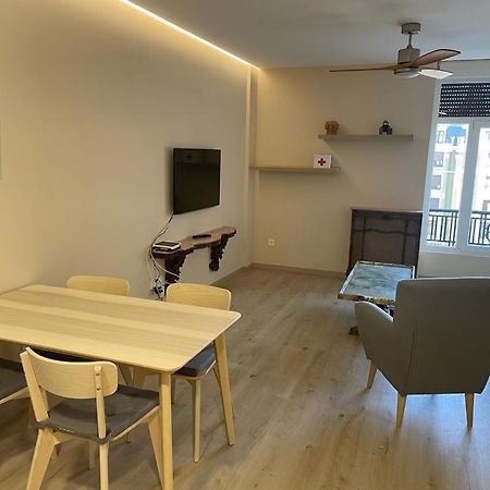 Apartamentos Gyc Vistas A Santo Domingo León Esterno foto