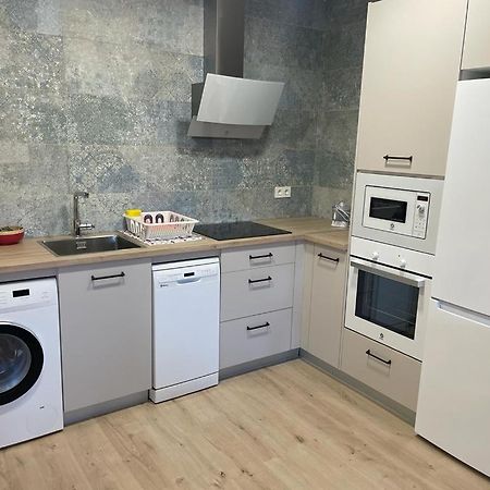 Apartamentos Gyc Vistas A Santo Domingo León Esterno foto